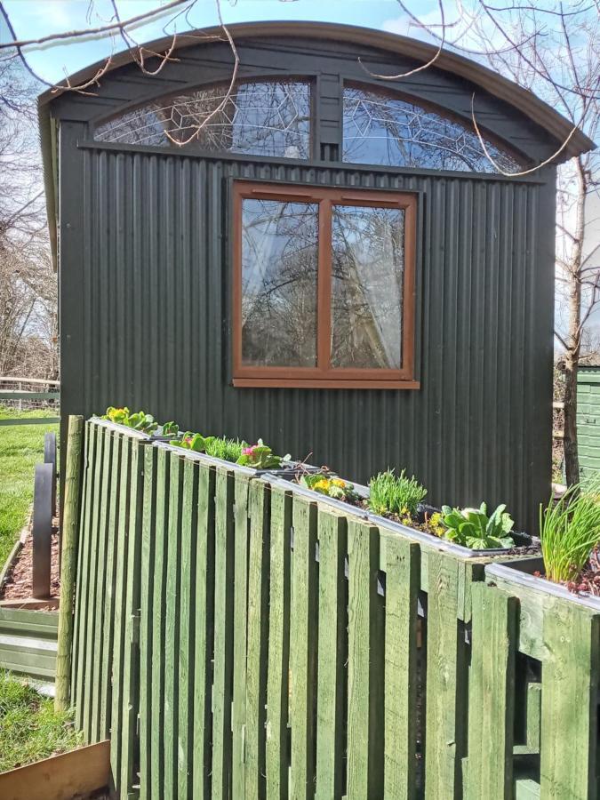 Glamping Malvern shepherd hut Eksteriør billede