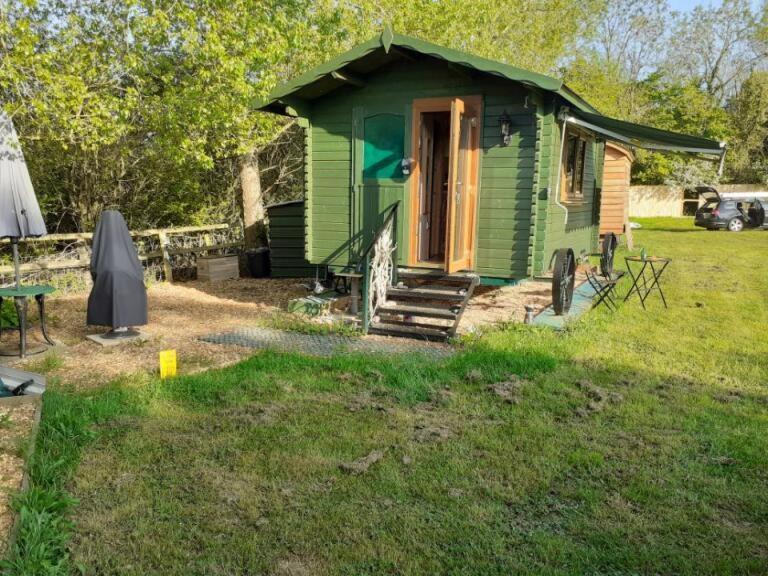 Glamping Malvern shepherd hut Eksteriør billede