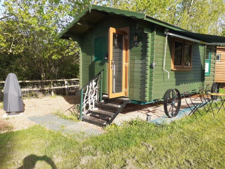Glamping Malvern shepherd hut Eksteriør billede